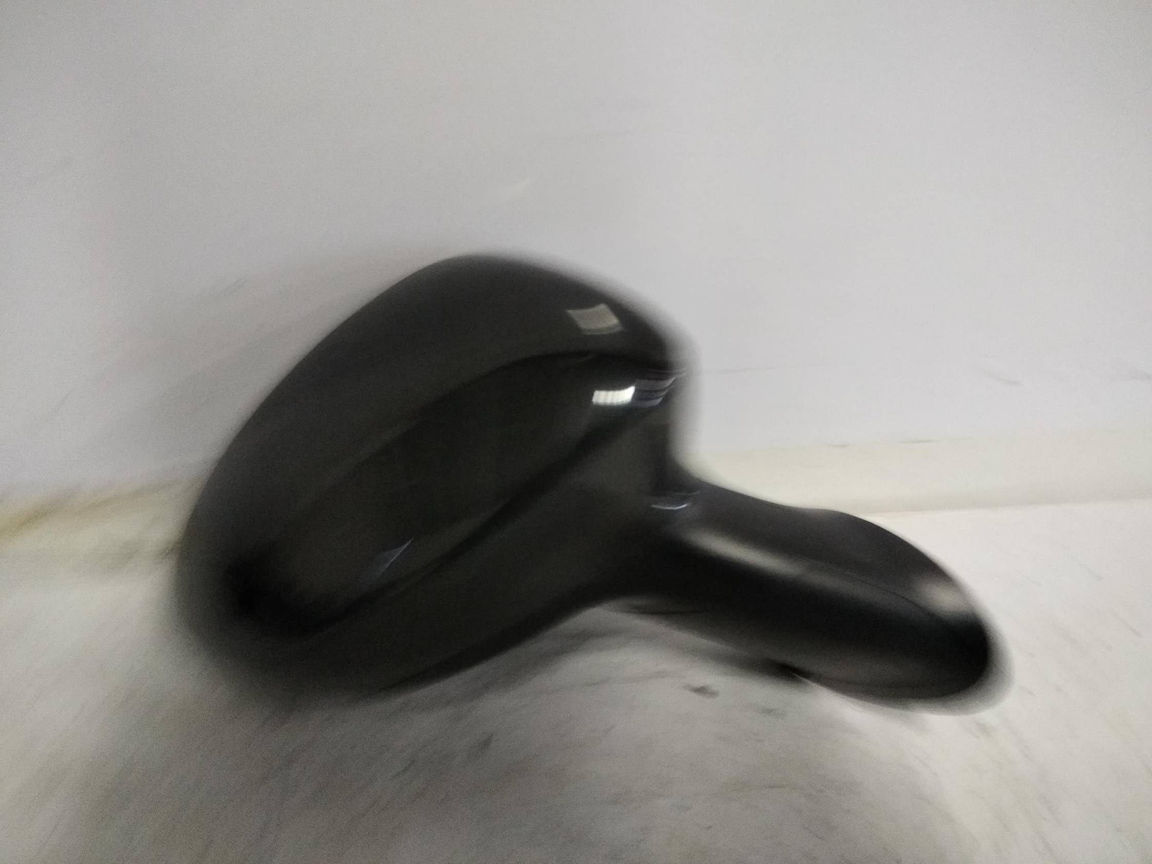 Retrovisore est. dx.